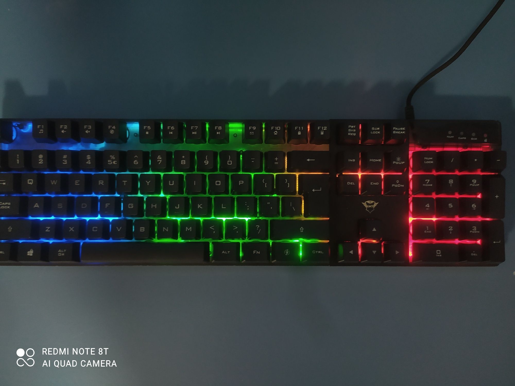 Tastatura trust Gxt 835 azor