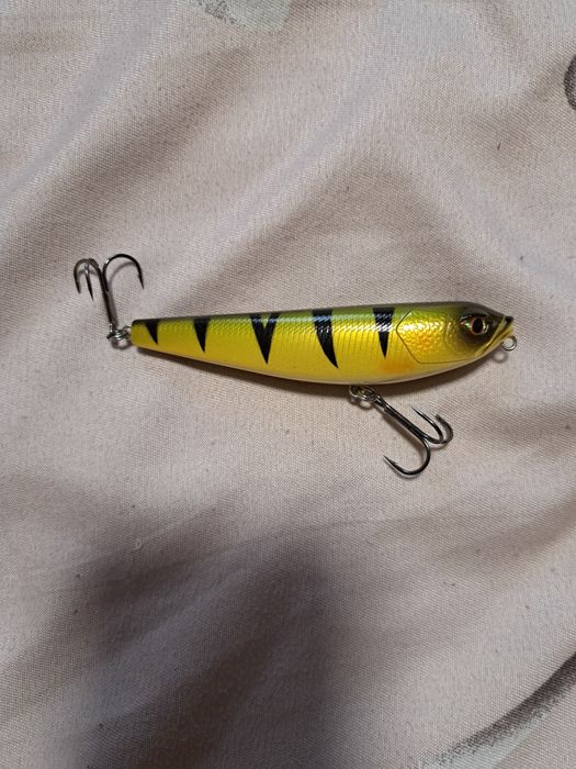 Изкуствени примамки нови.