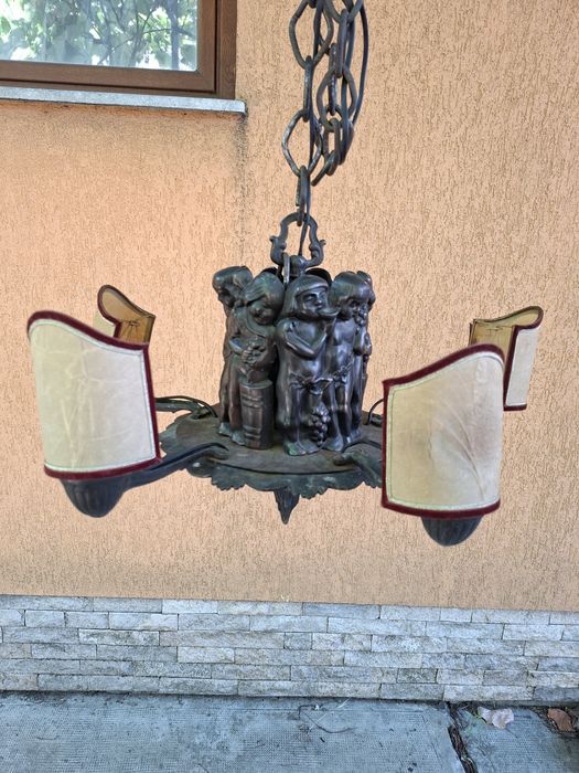 Candelabru vechi din bronz