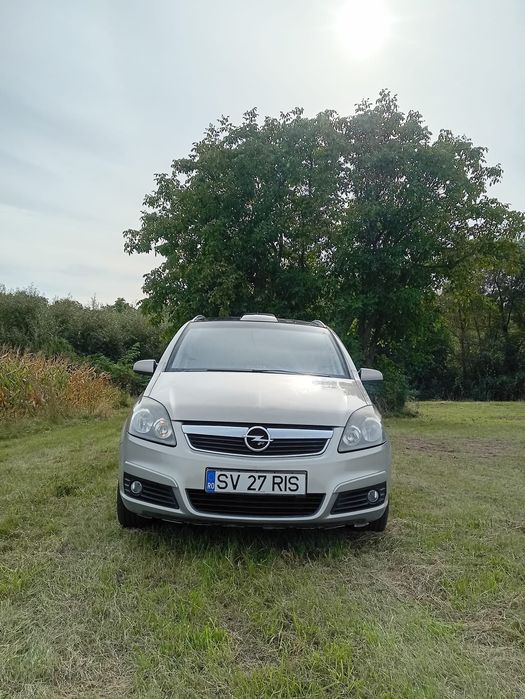 Opel zafira b 2007 1.9 cdti 150 cp