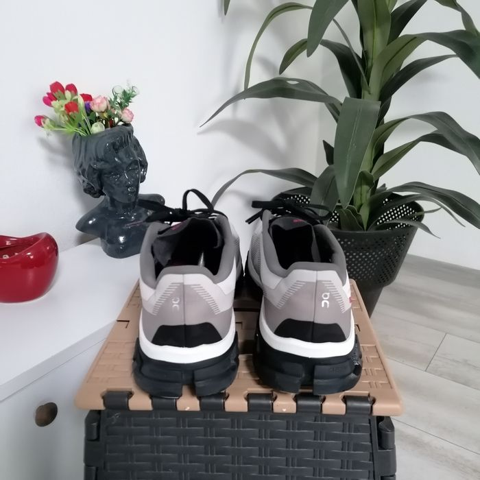 On Cloud Flow Distance, Sneakers bărbați, pantofi sport alergare