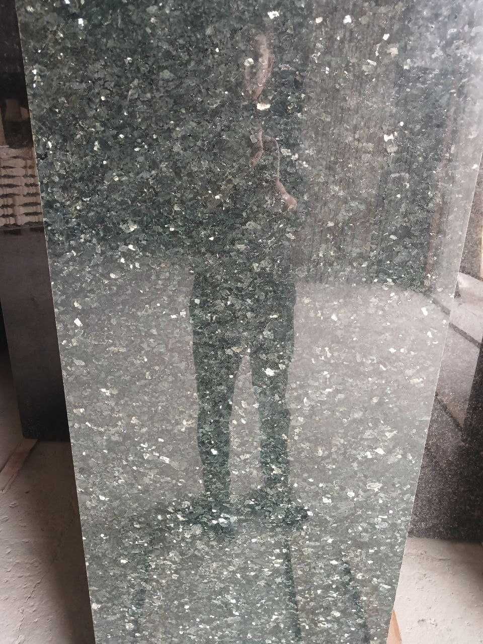 Narvegiya labradorit/ Emerald pearl granit fasad uchun / Dostavka bor