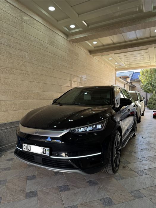 BYD TANG 4x4 dual motor