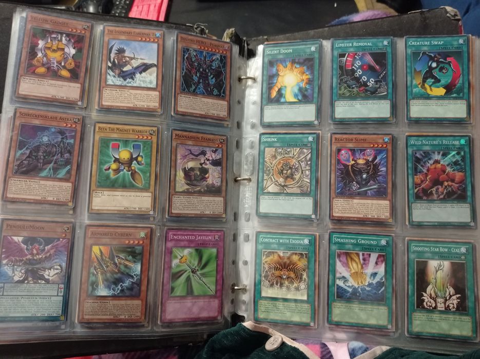 Yu-Gi-Oh cards, Югио карти