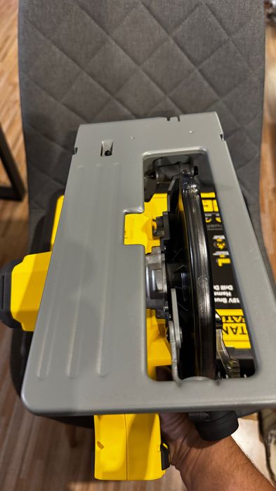 К-т уд.винтоверт и ръчен циркуляр Stanley FatMax V20 безчетков