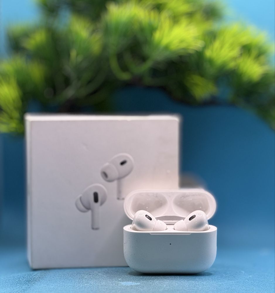 Безжични слушалки Apple Airpods Pro (2nd Generation), Magsafe (USB-C)