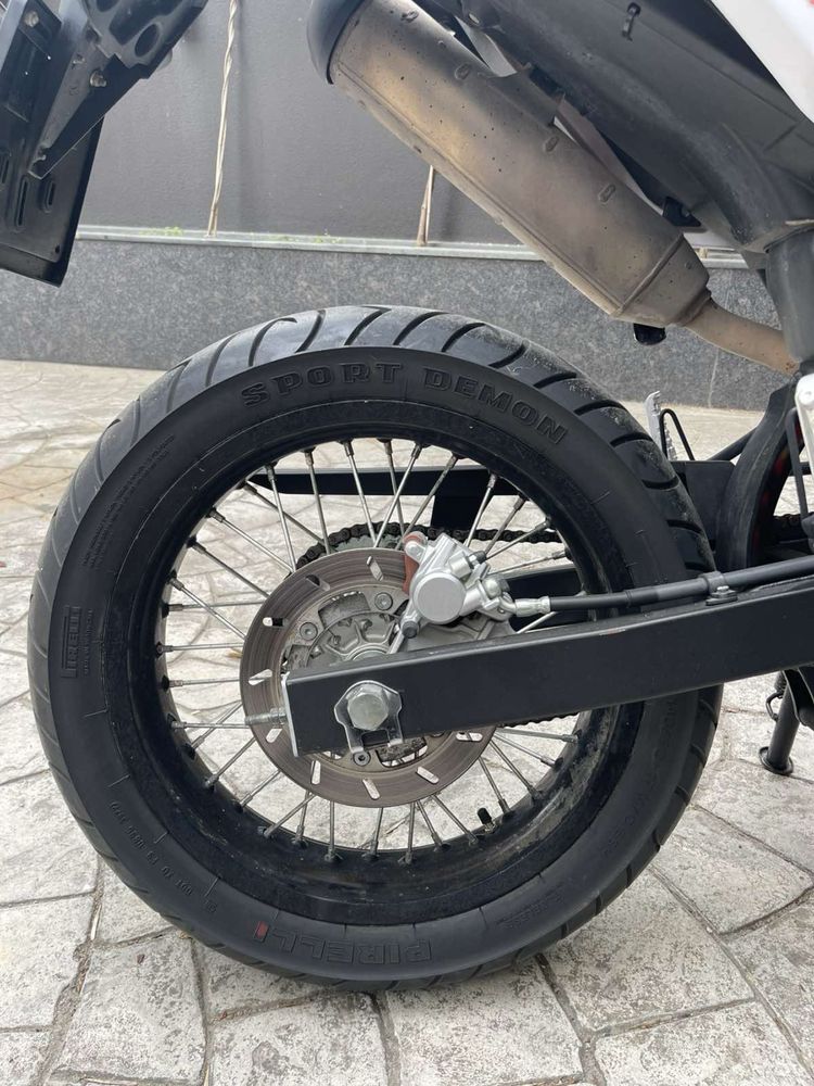 Yamaha WR 125 ……