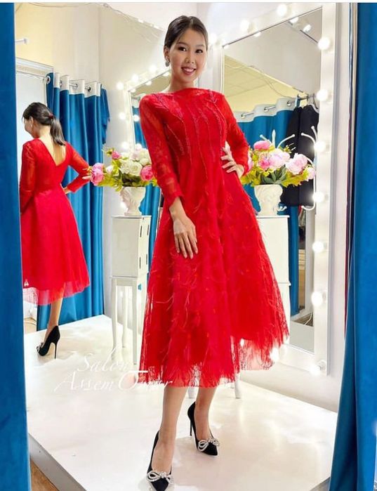 Шикарное платье за 15 000 тенге