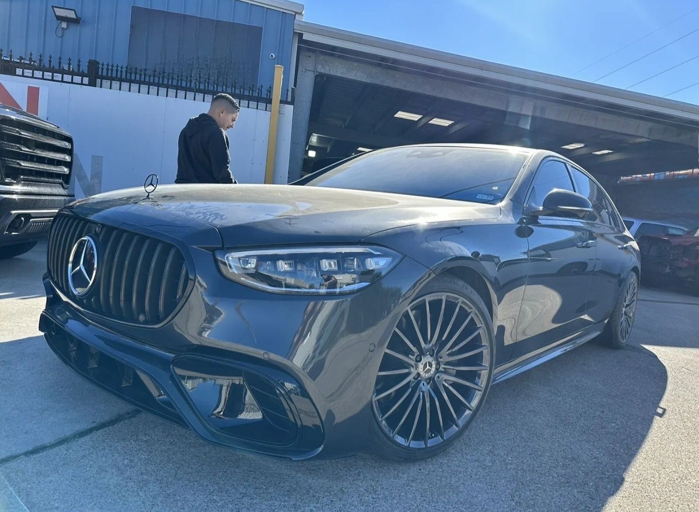 S63AMG пакет W223 body kit предна броня прагове задна броня дифузьор