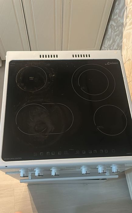 Продам электро плиту