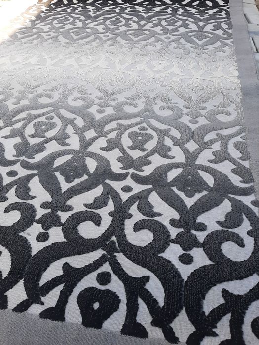 Продам турецкий (рельеф)ковёр