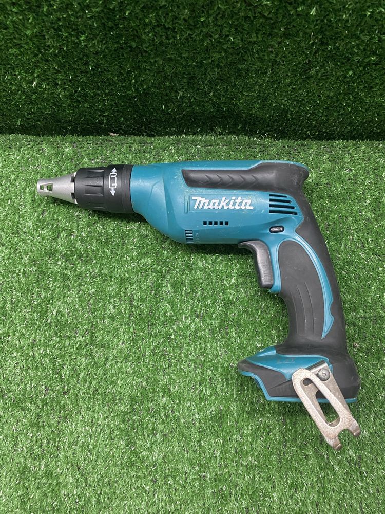 Винтоверт за гипскартон Makita BFS451