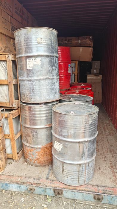 Материал для изготовления пенополиуретана. Ёмкость 250 литров.