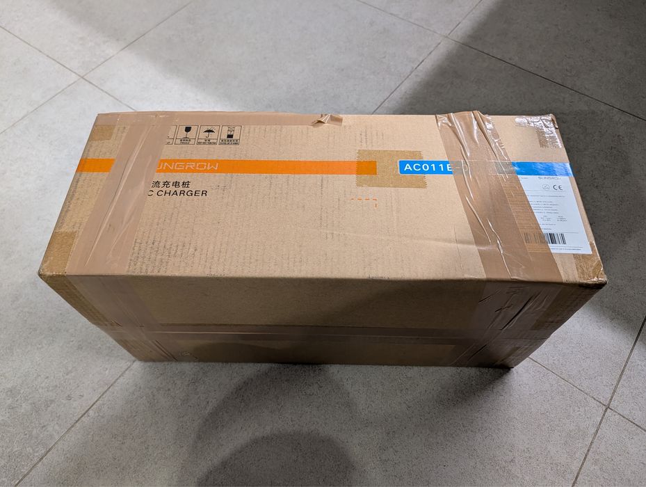 Statie incarcare Sungrow AC011E-01 trifazica de 11kw noua sigilata