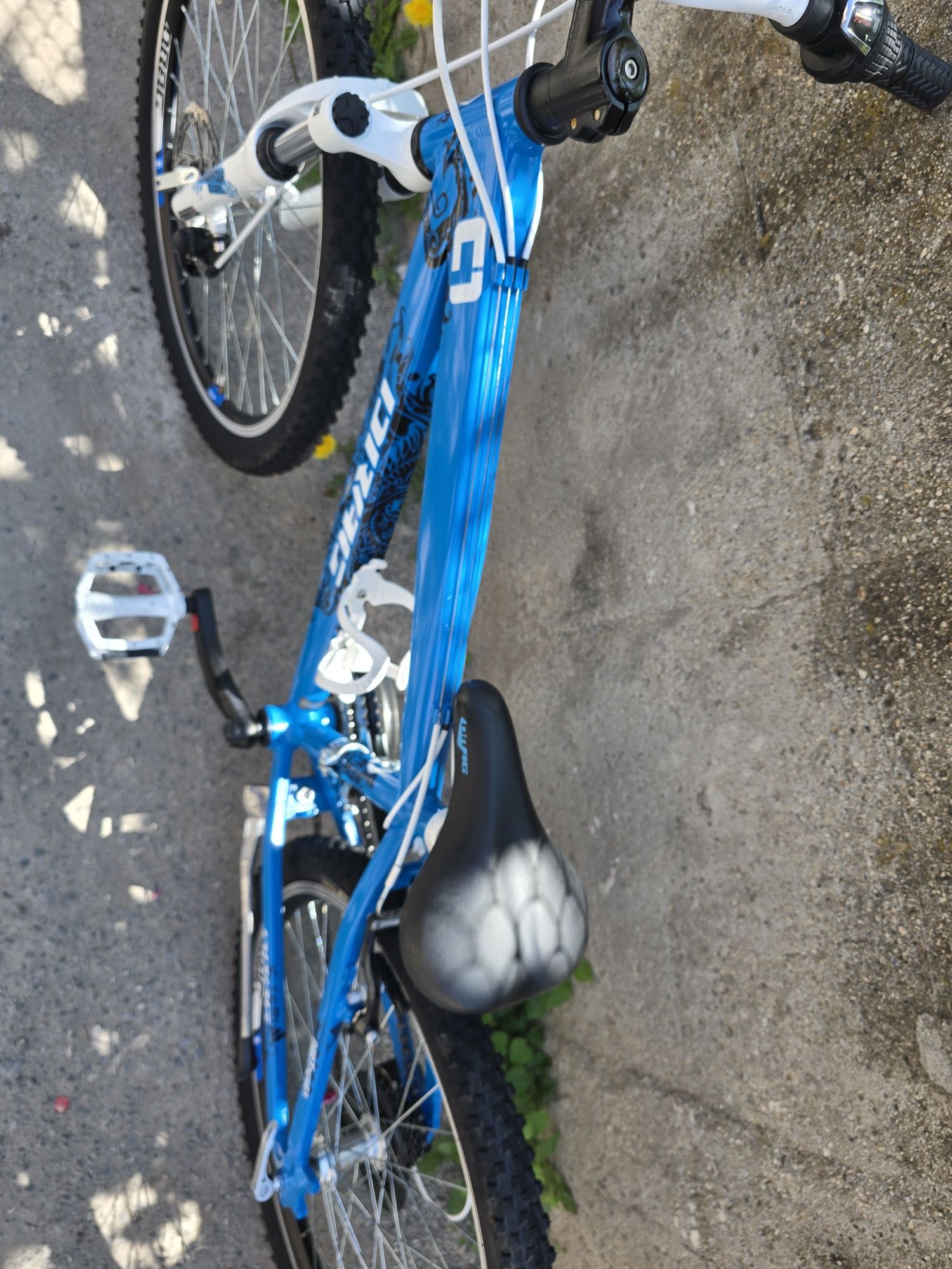 Алуминиев 24 цола Drag C1 3x7 скорости Shimano, Дискови спирачки