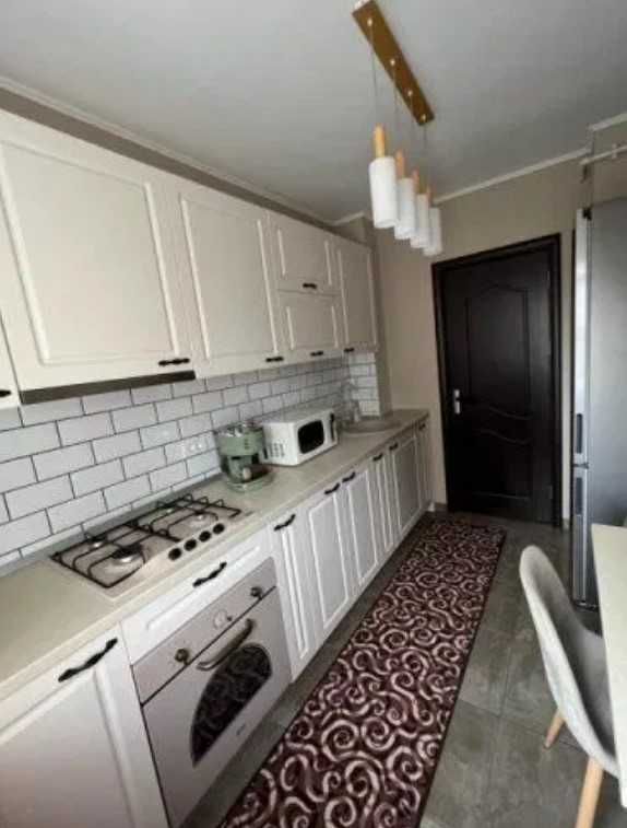 Дава се под наем Двустаен апартамент в Пловдив, Център - 65 кв.м за 244.8 € - Снимка #1
