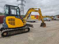 Komatsu PC50 an 2006 import Italia 3 cupe motor yanmar 4 cilindri