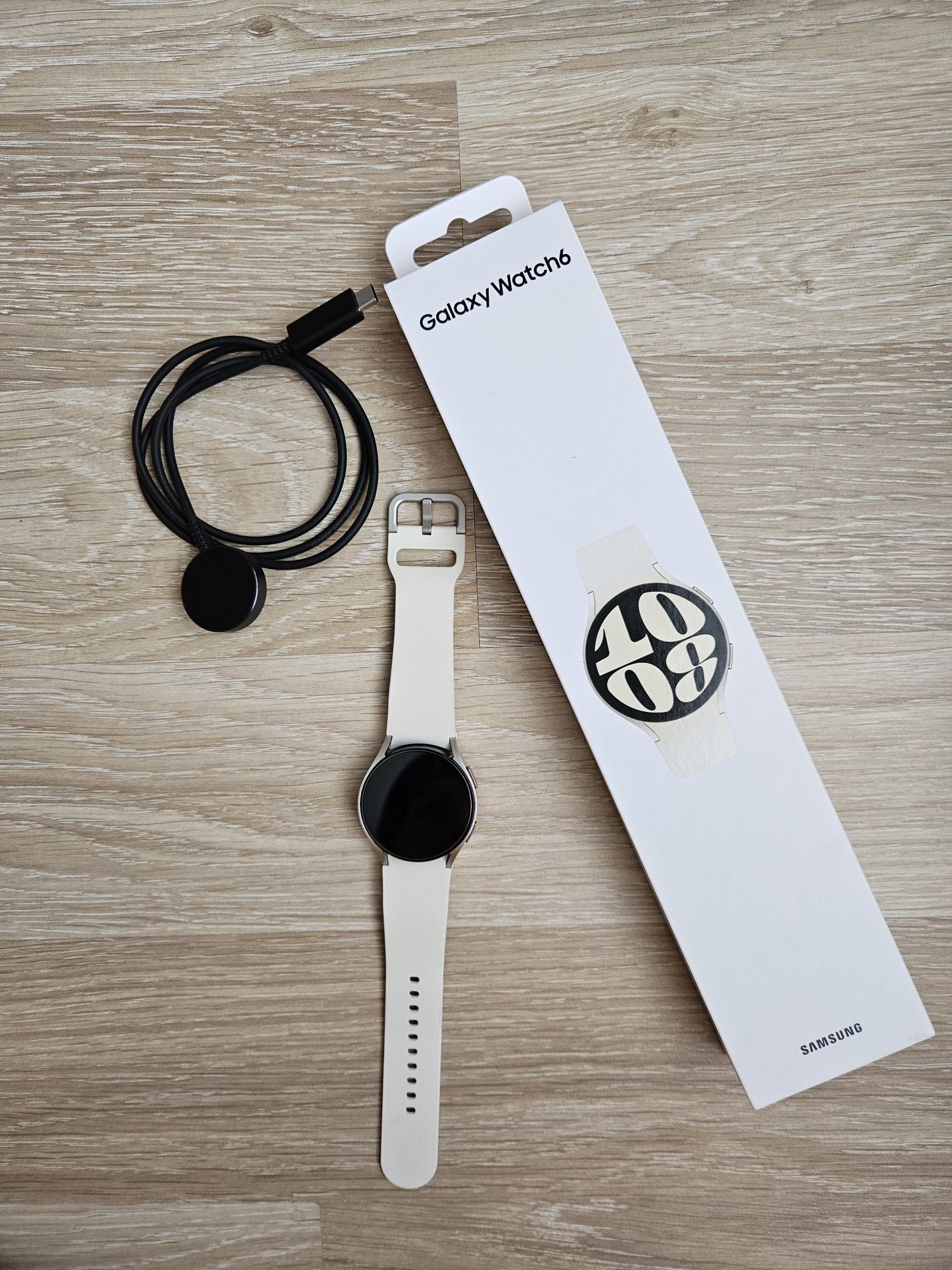 Смарт часовник Samsung Galaxy Watch 6