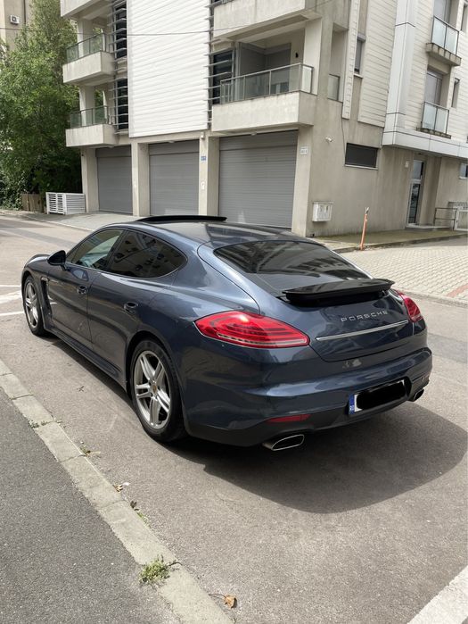 Porsche Panamera 4 3.6
