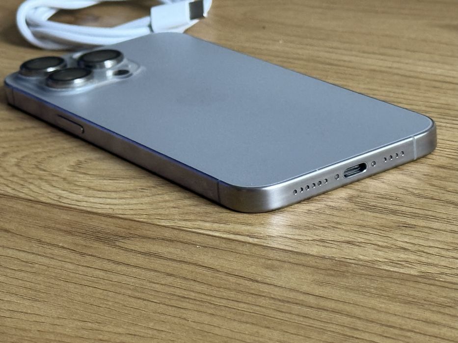 Бартер iPhone 15 Pro max 256gb 92% natural