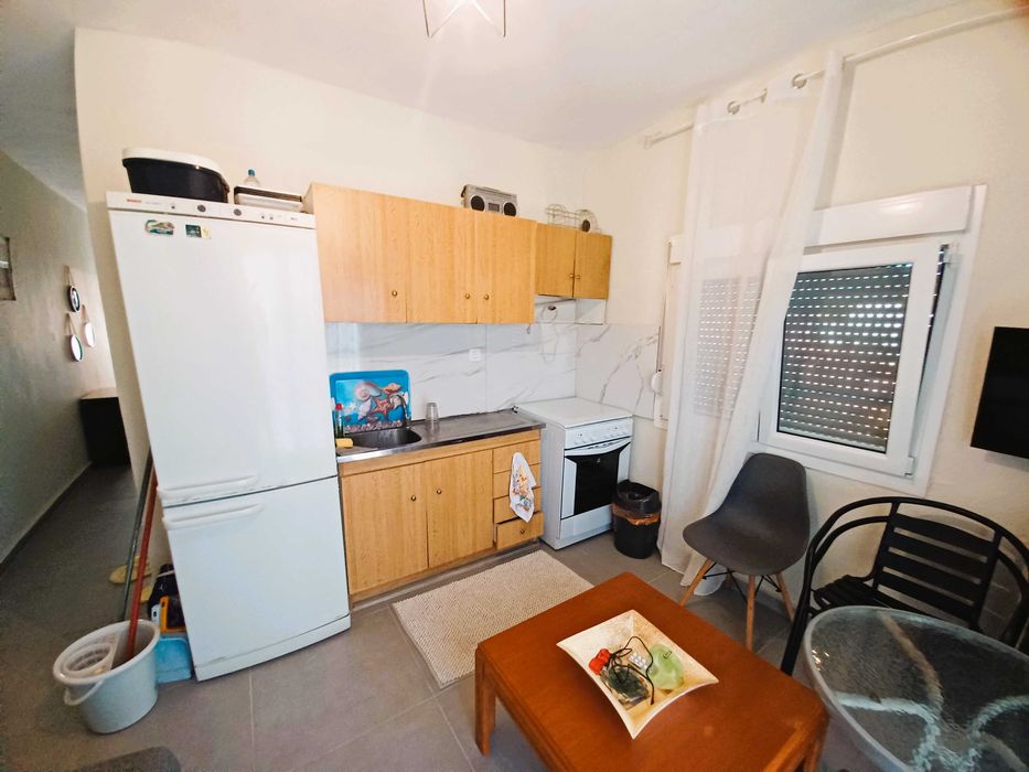 Продава 6 апартамента за бизнес туризъм до морето ПаралияВрасна,Гърция