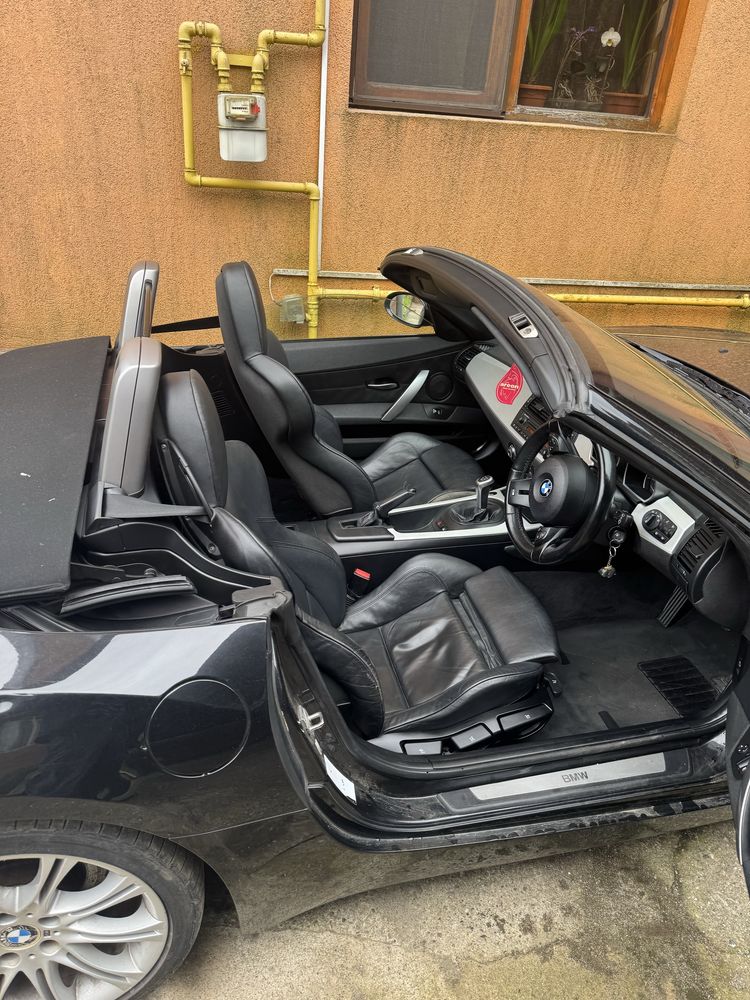 BMW Z4 2008 cu volan pe dreapta inmatriculat