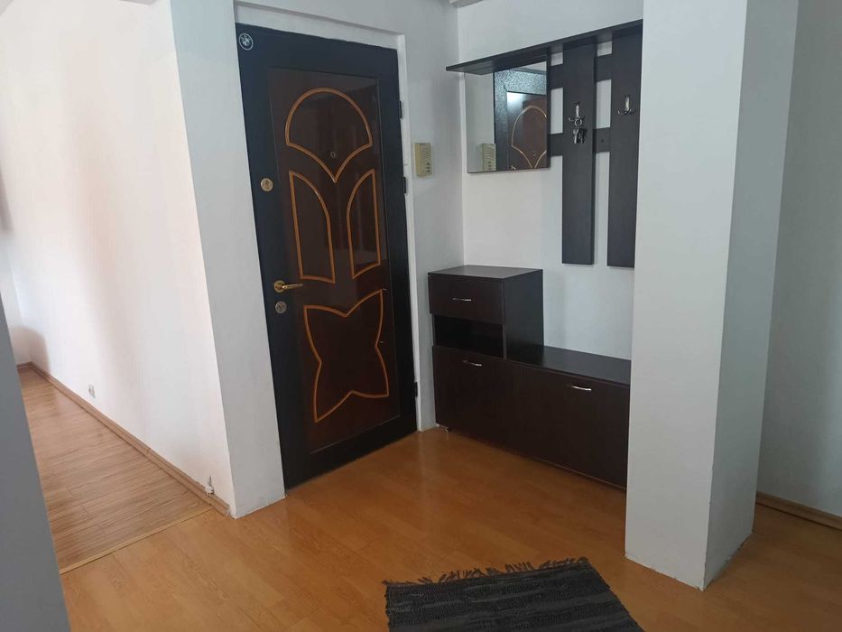 PROPRIETAR închiriez apartament 3 camere in Micalaca lângă Kaufland