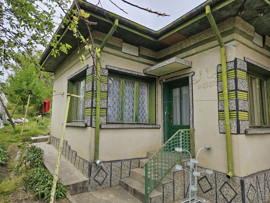 Продава се Къща в с. Професор Иширково, Област Силистра - 90 кв.м за 329 €/кв.м - Снимка #1