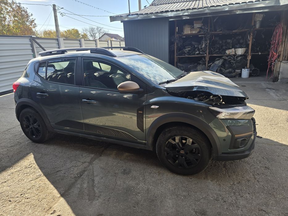 Dacia Sandero Extreme Stepway 2023 gpl fabrica cartela 1.0 tce Avariat