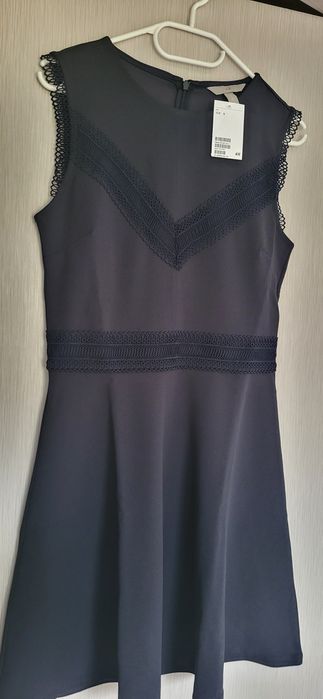 Красива дамска рокля