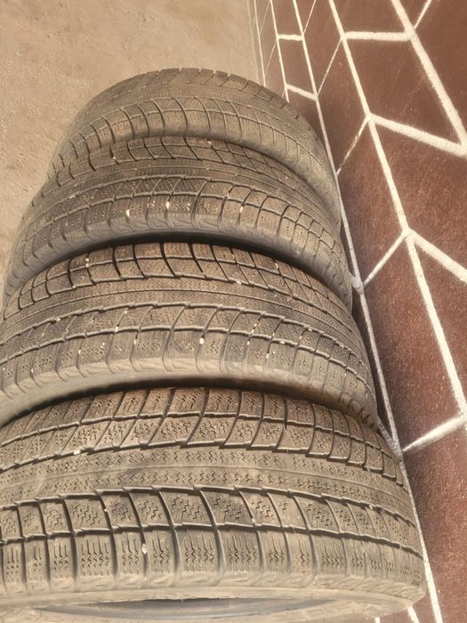 Продается Шины 14 зимние