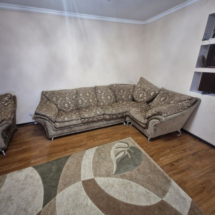 Продам Диван и кресло