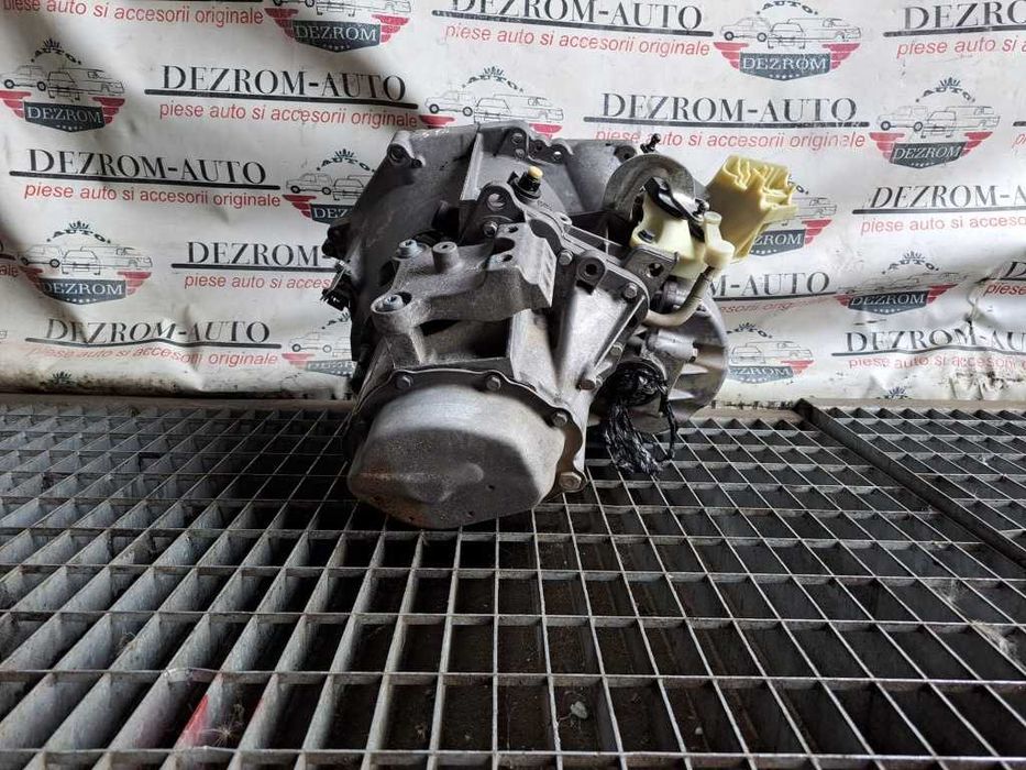 Cutie Viteze 1608511780 20ET03  Peugeot 2008 1.6 Vti 5FS 120 Cai