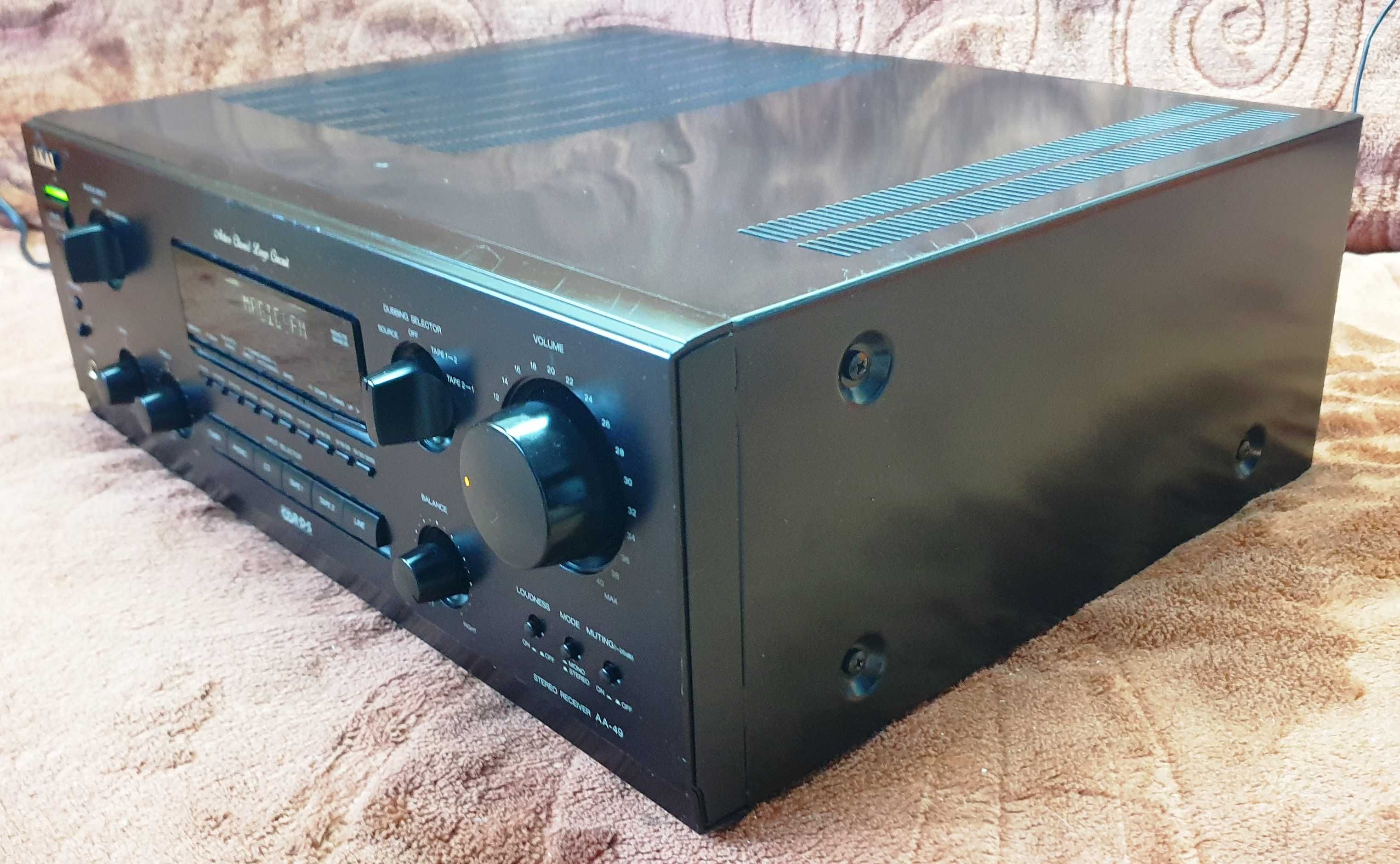 Akai AA-49 statie amplificator 2X80W pe 8 Ohm