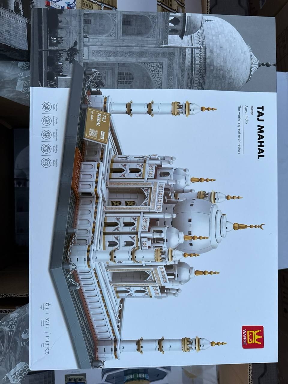 Lego konstruktor