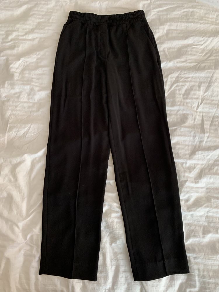 Pantaloni negri, cu elastic, dunga,  H&M - XS