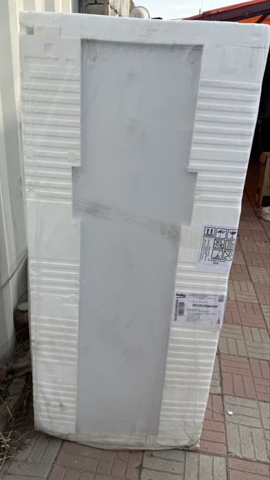 Холодильнык новый