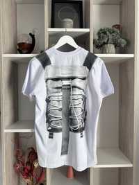 Tricou Off White ,Colecția noua.