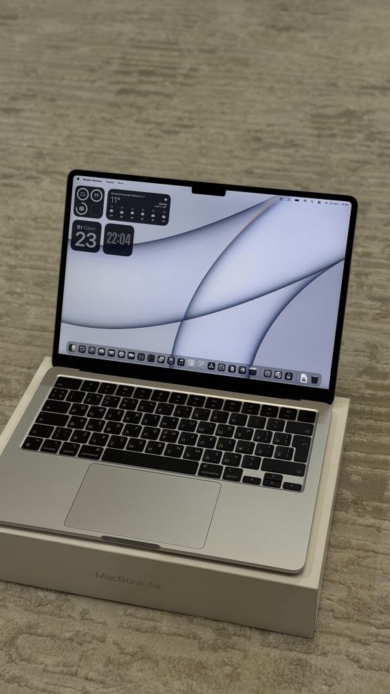 Macbook air 13 M3 2024
