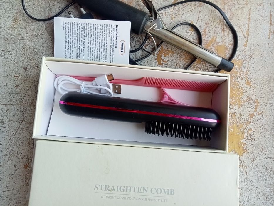 Плойка расческа новый