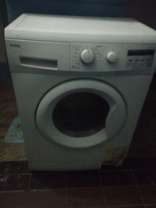 Продам стиральную машину