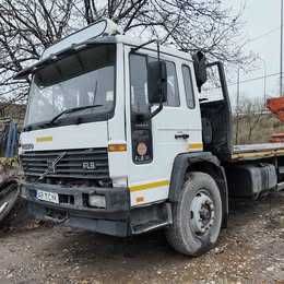 Camion Volvo FL618 cu macara