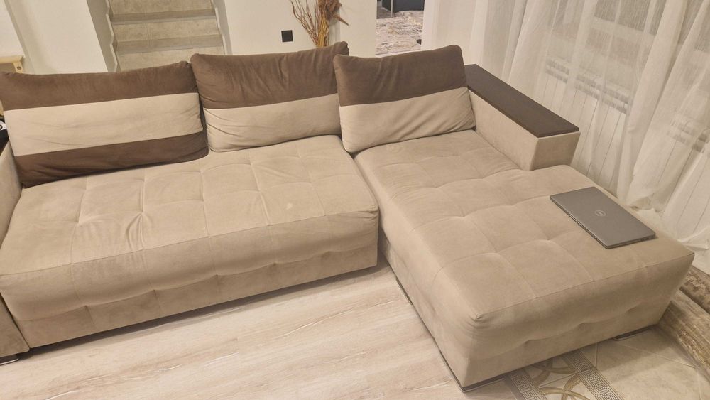 Диван Мелвин С виденов