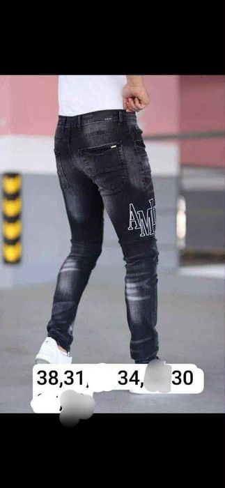 Blugi dama si barbati