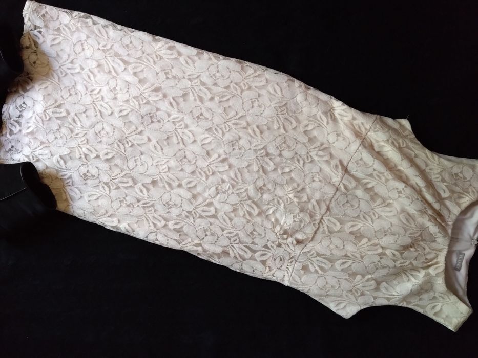 Rochie dantela elastica