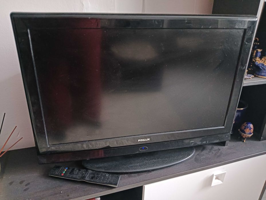 Vând două televizoare în stare perfectă