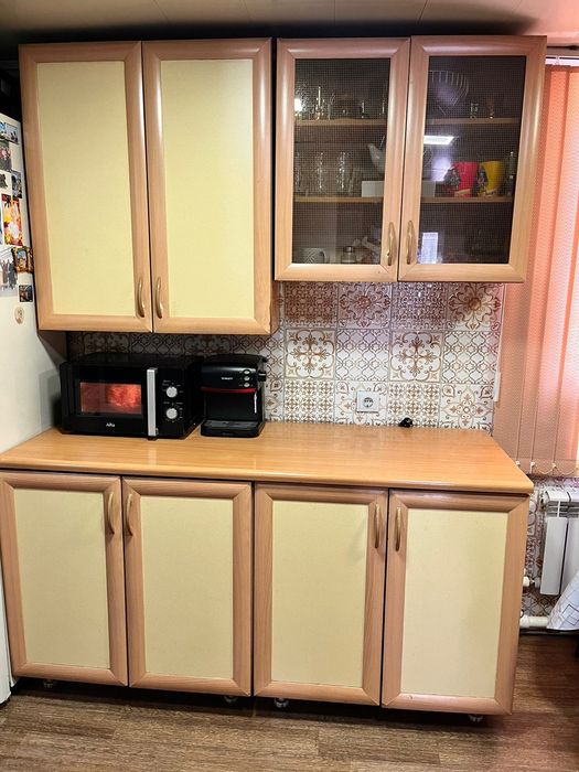 Продам кухонный гарнитур б/у