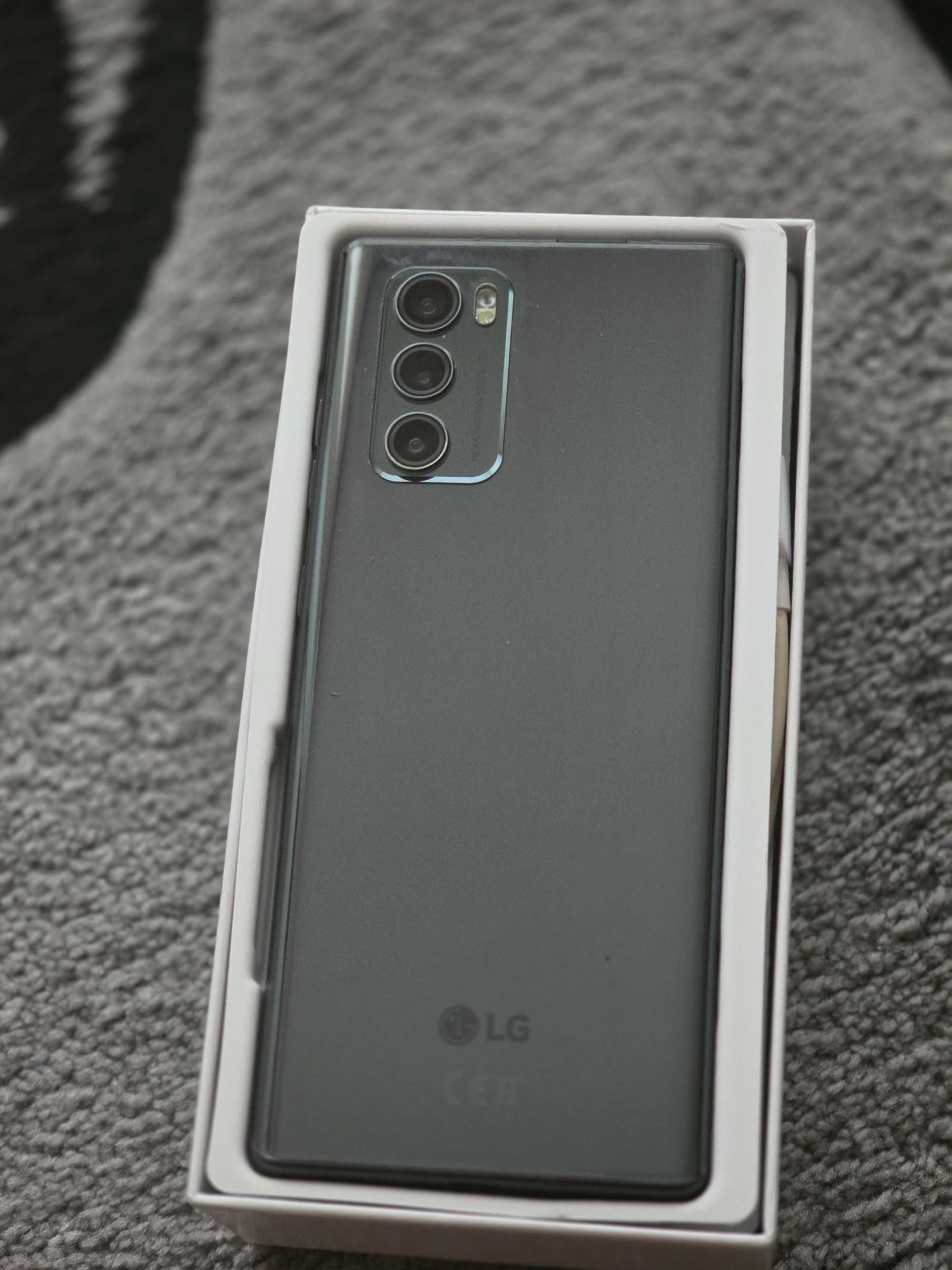 LG WING като нов