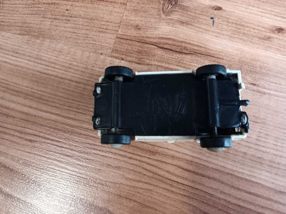 Macheta ARO din anii 80