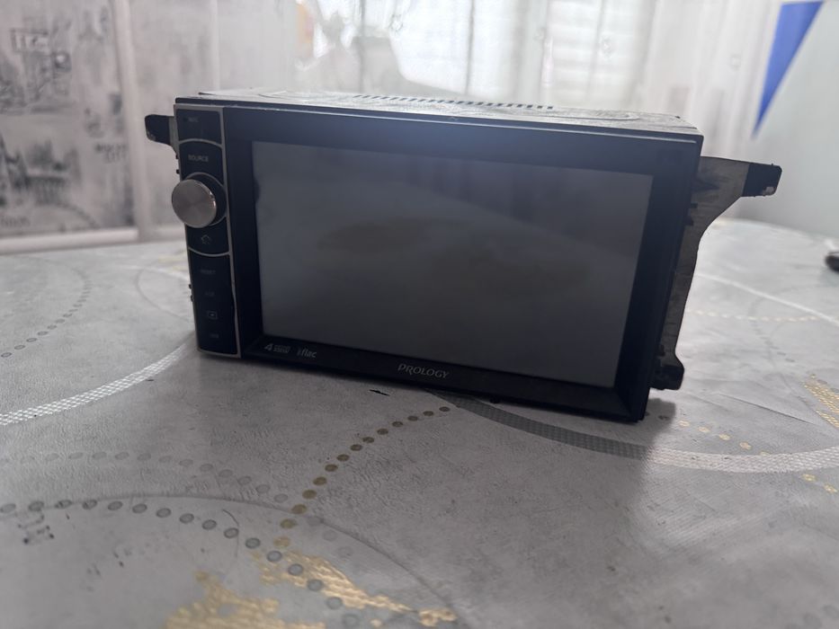 Продам магнитолу